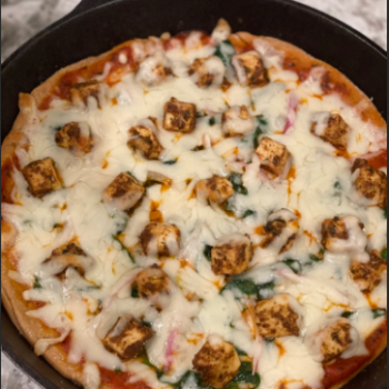 Tossed cottage cheese pizza