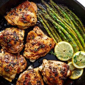 Thyme with lemon butter sauce chicken